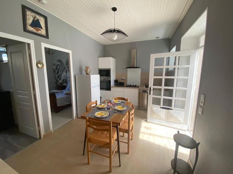 Charmant Logement Avec 2 Veranda Ле-Вивье-сюр-Мер Экстерьер фото